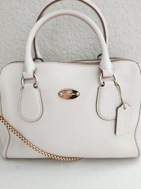 Euc Coach Mini Bennett Leather Shoulder Bag Satchel
